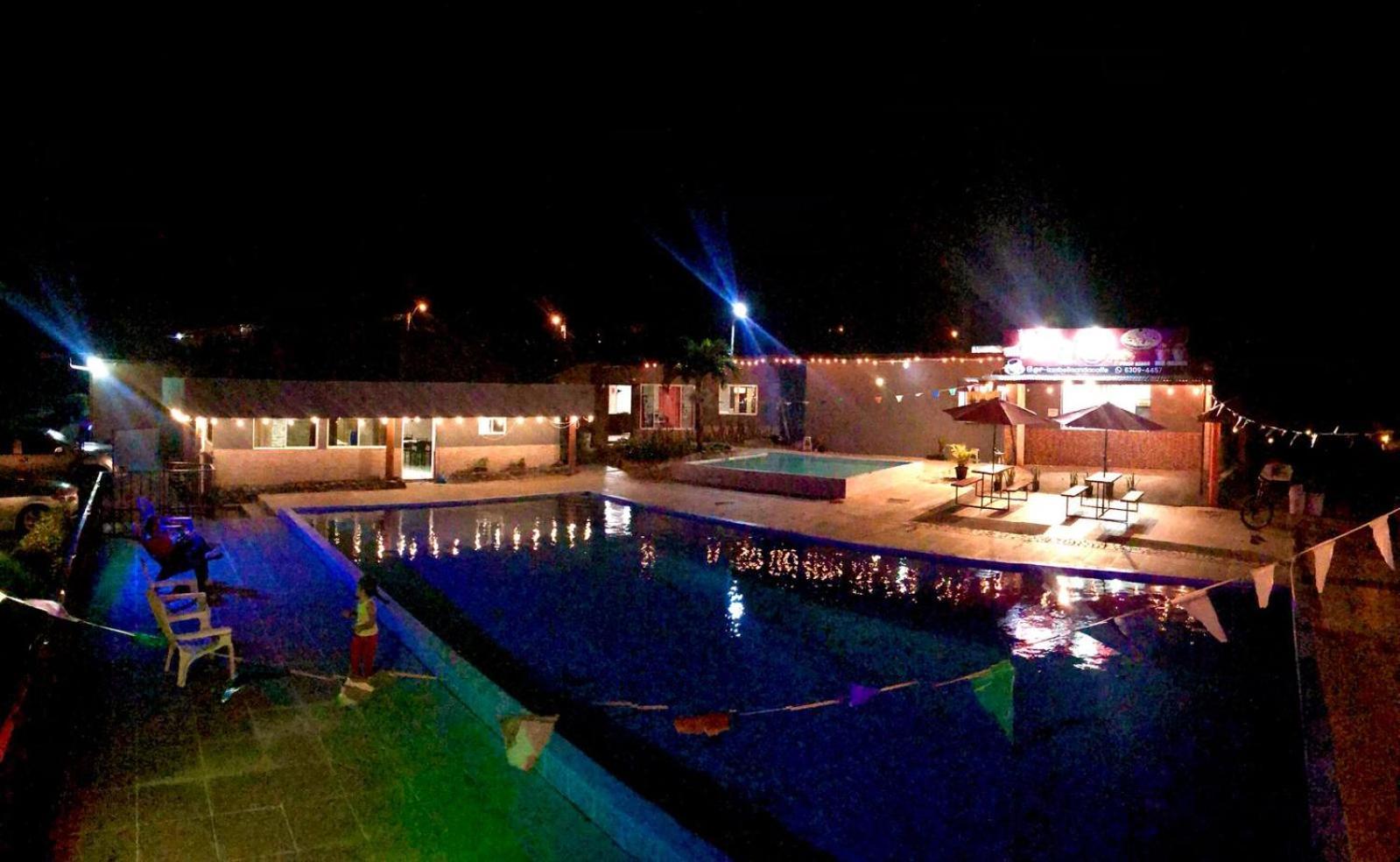 Isabella Hostel And Pool Alto Boquete Exterior photo